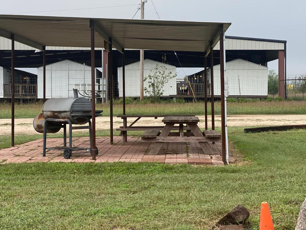 Southern Inns And Suites Now Offering Rv Spaces For Rent Yorktown Εξωτερικό φωτογραφία