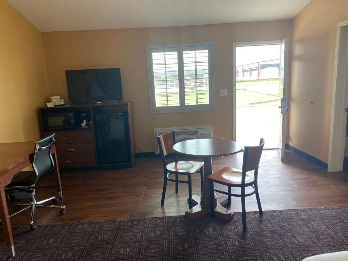 Southern Inns And Suites Now Offering Rv Spaces For Rent Yorktown Εξωτερικό φωτογραφία