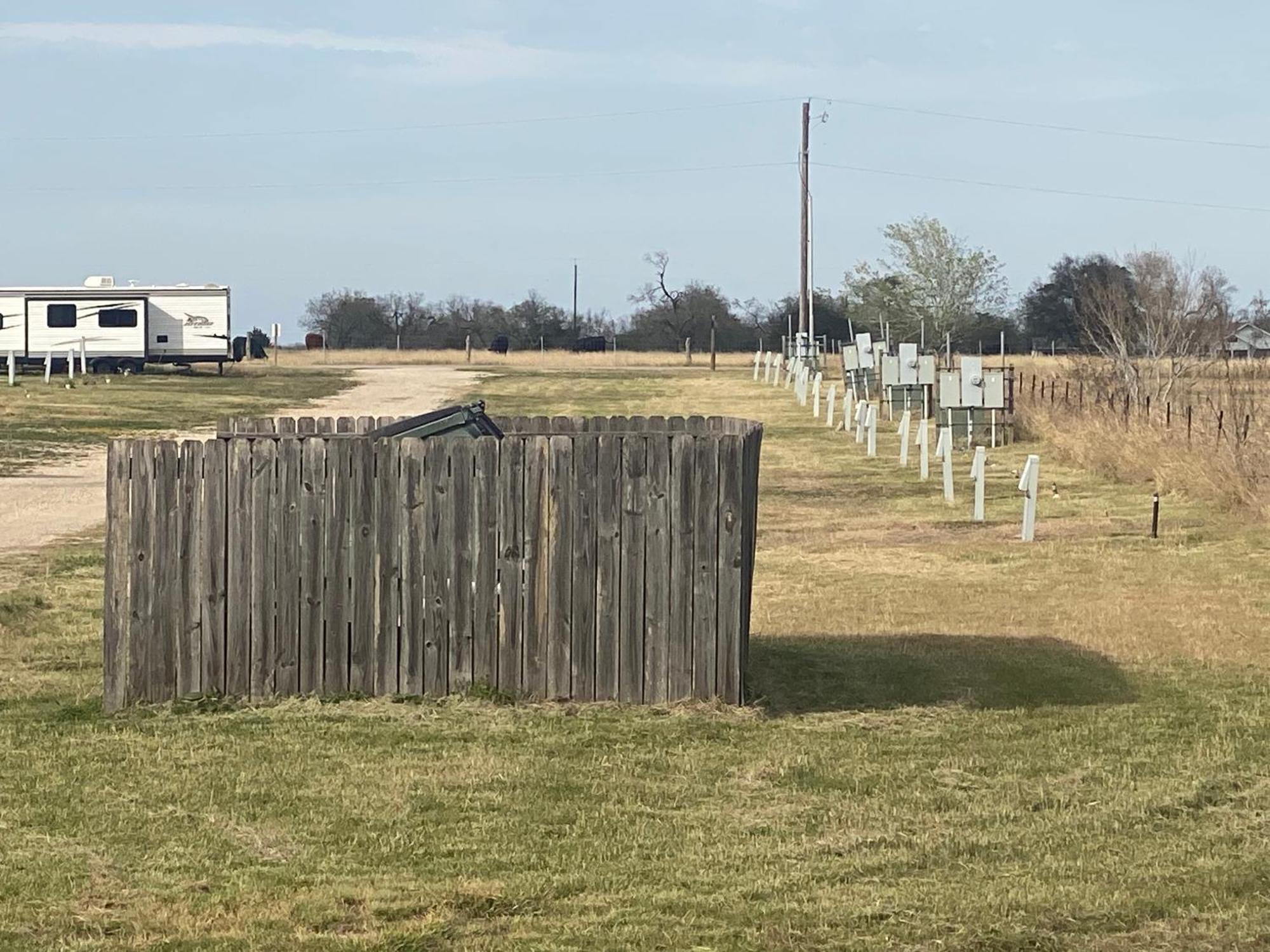 Southern Inns And Suites Now Offering Rv Spaces For Rent Yorktown Εξωτερικό φωτογραφία